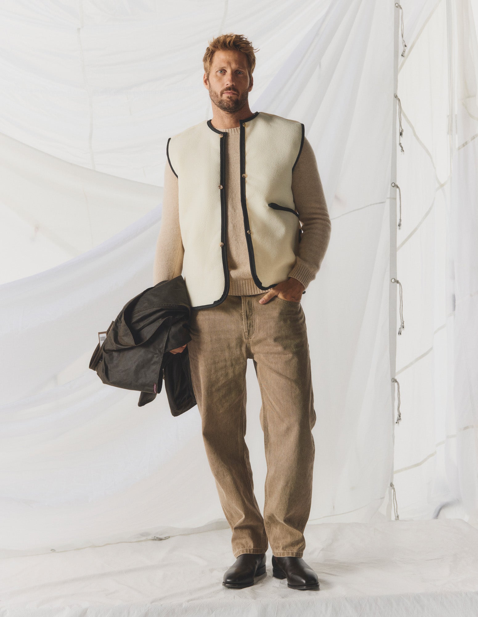 ACM2279W00_NAT_1_1776737080