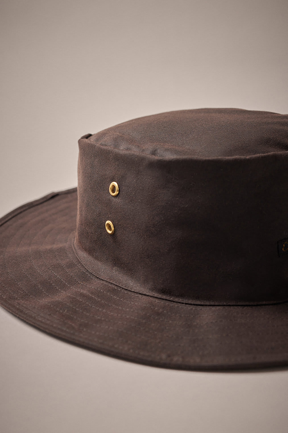 ACM2280HW0_HBRWN_3_1734391732