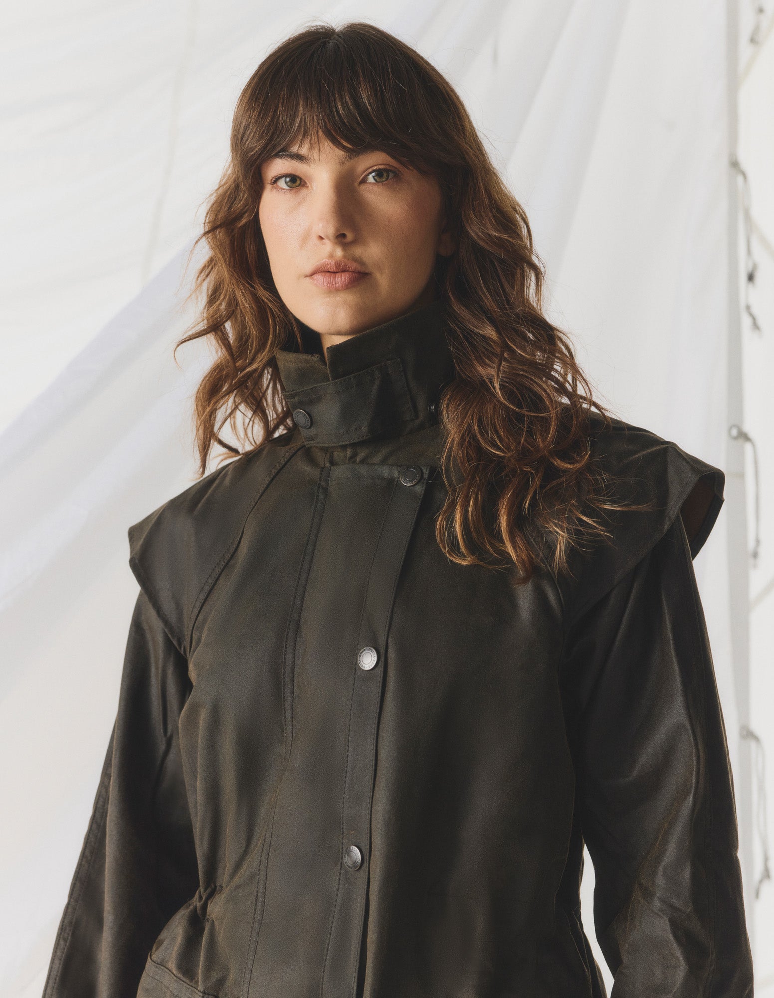 COL2237MW0_HBRWN_10_1776652757