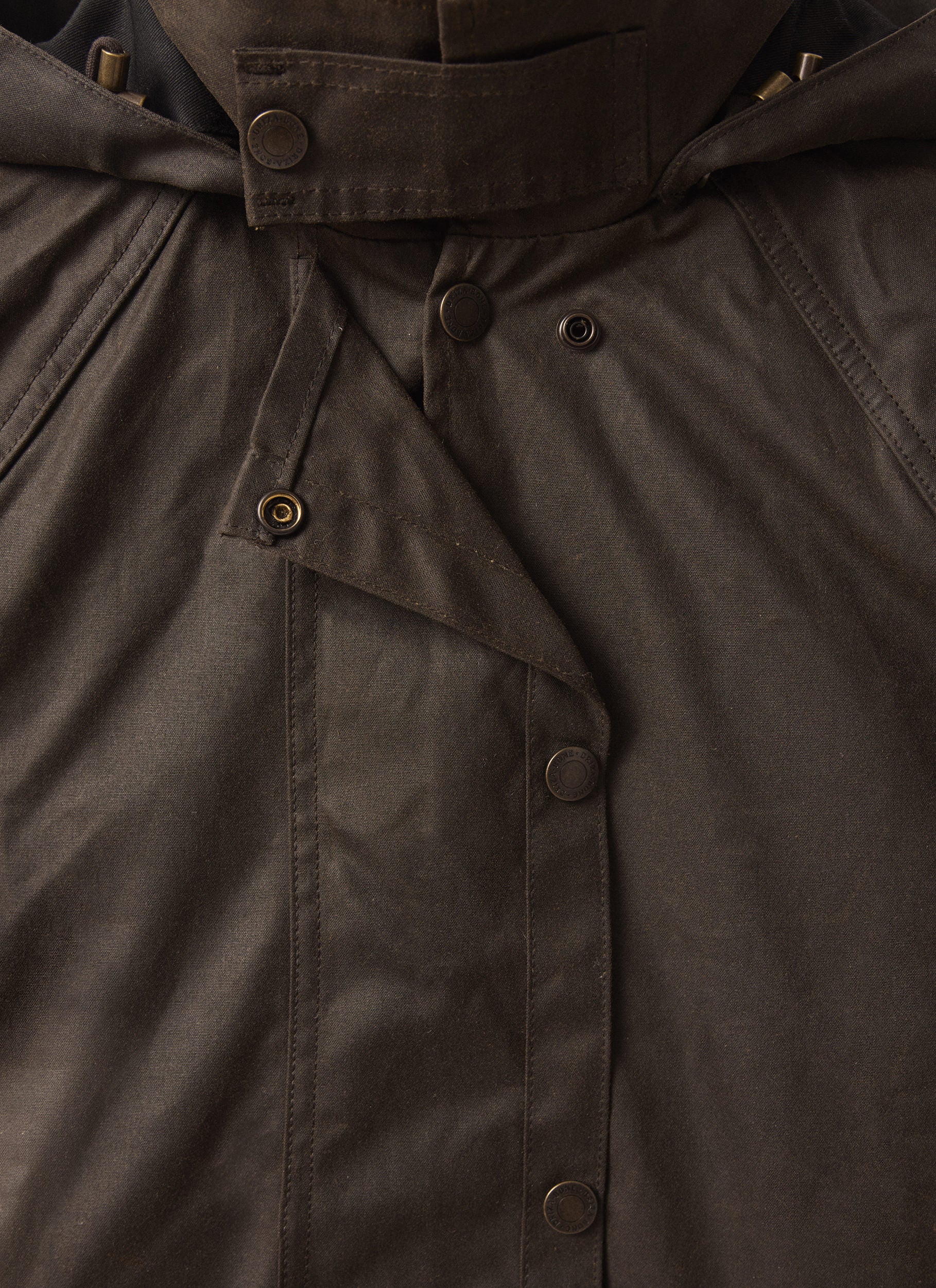 COL2238MW0_HBRWN_9_1744328105