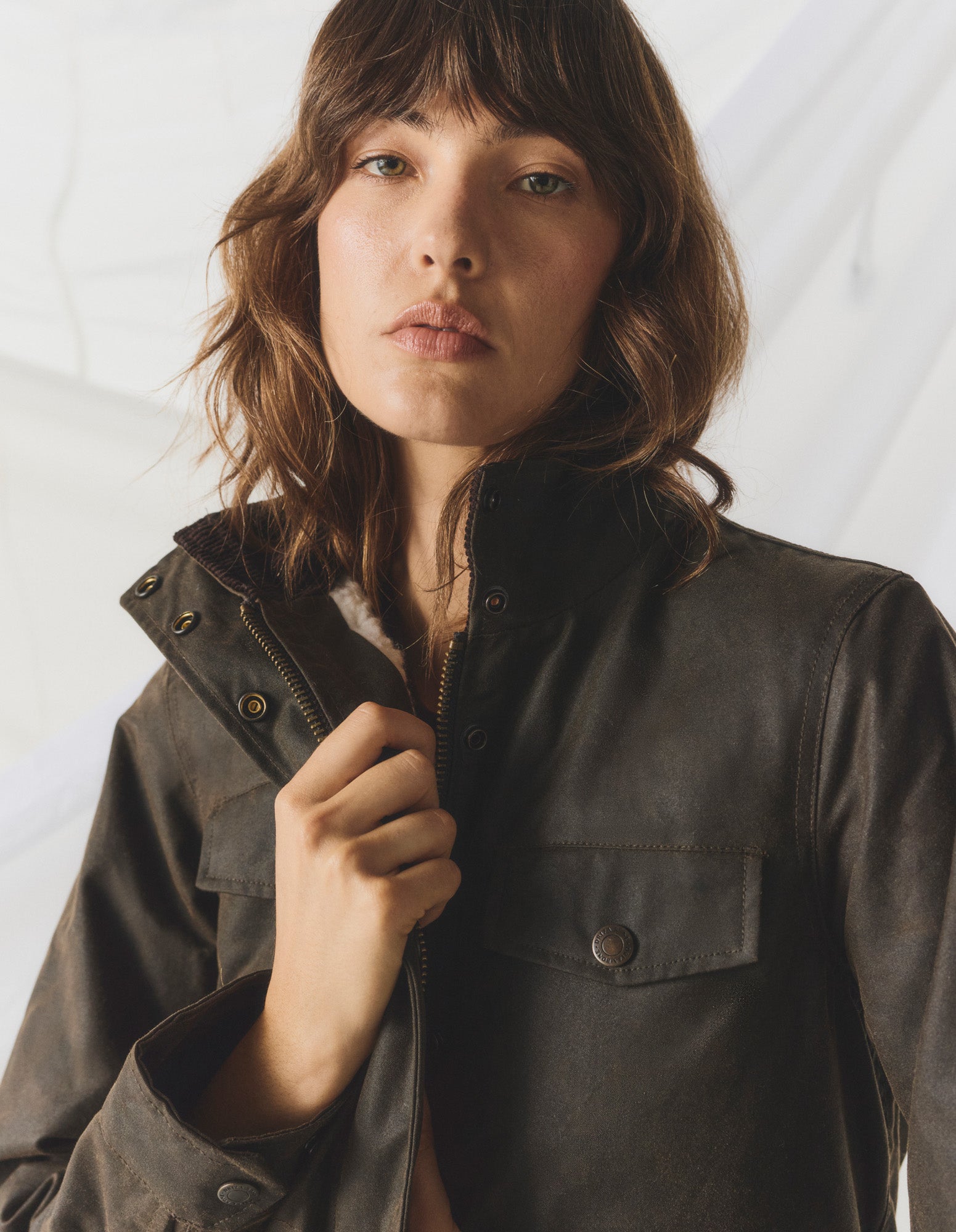 COL2268HW0_HBRWN_5_1776748068