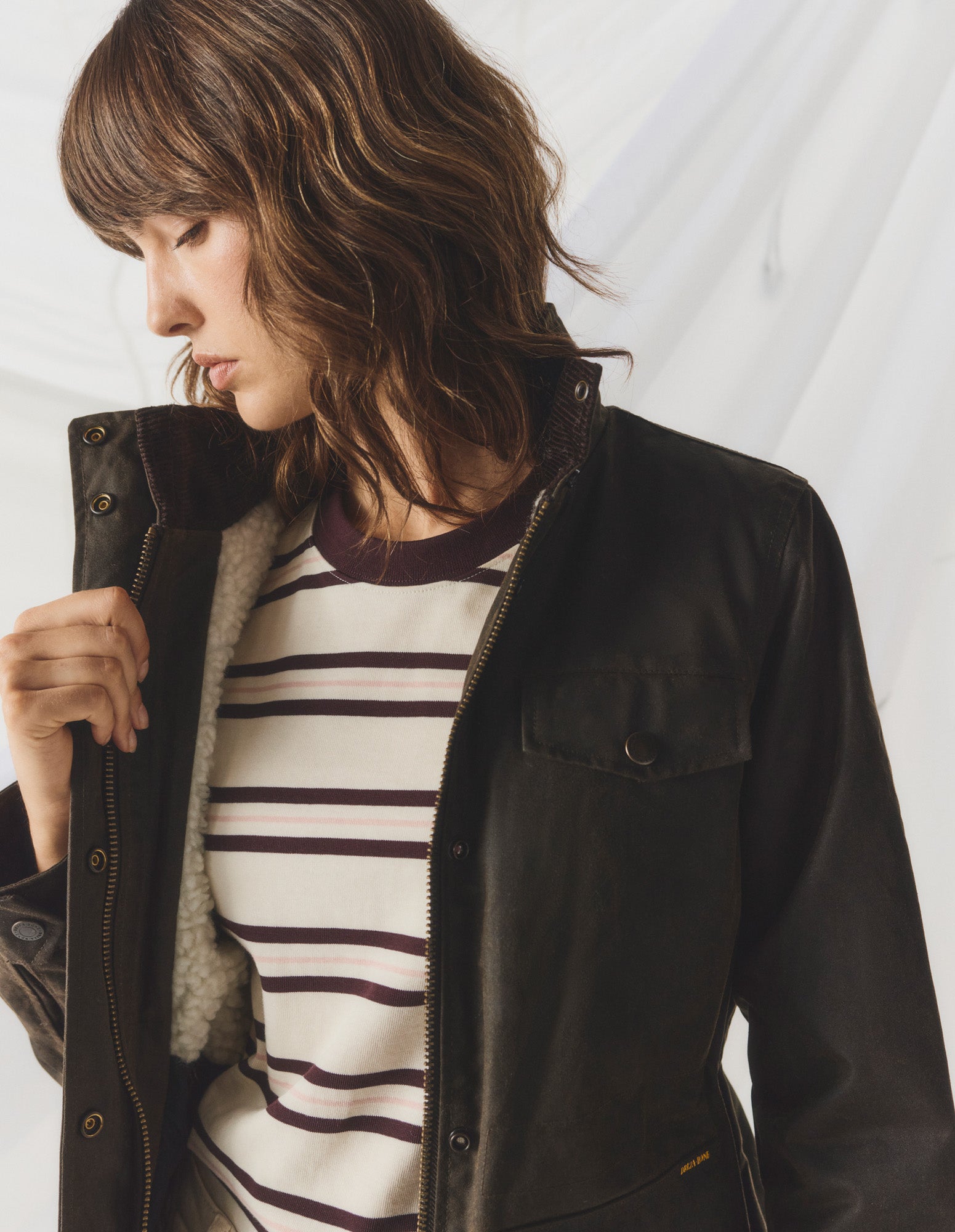 COL2268HW0_HBRWN_6_1776748068