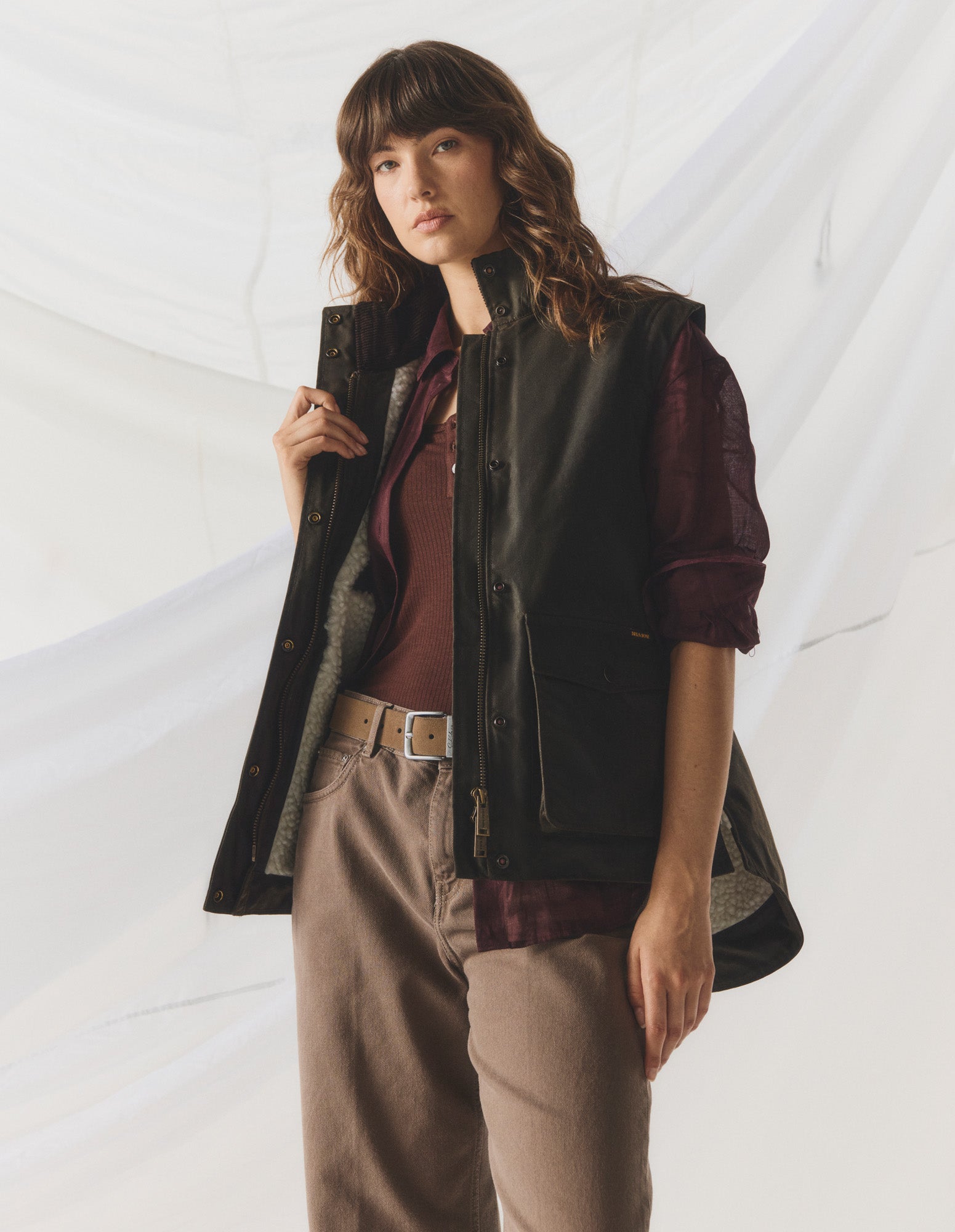 COL2269HW0_BRO_2_1776752591