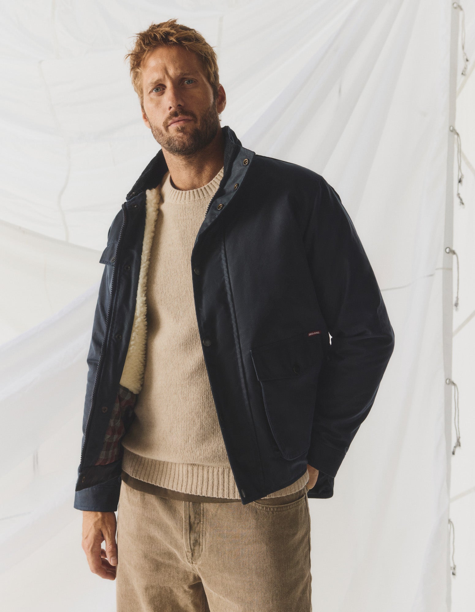 COM2527_NAV_3_1776653541